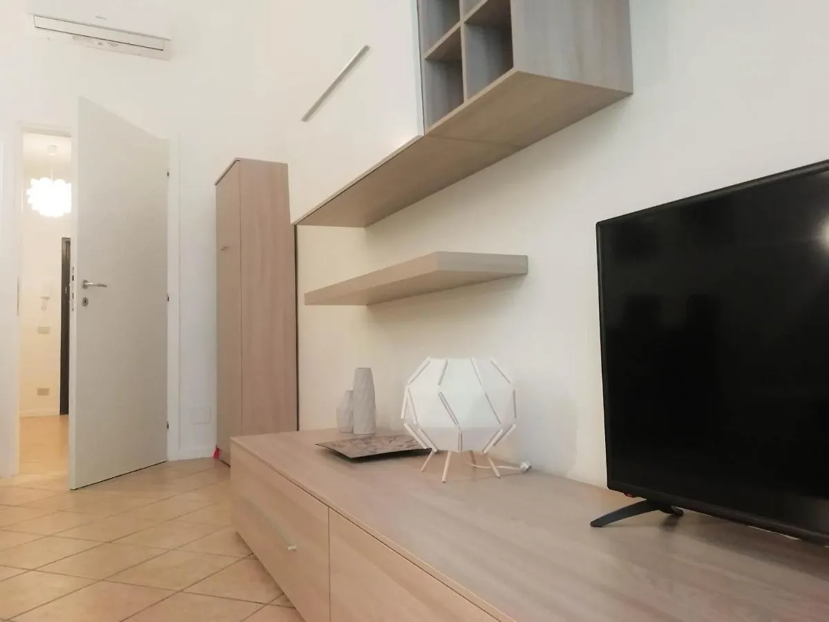 MistrangeloHome 3 - Appartamento in Pieno Centro Savona