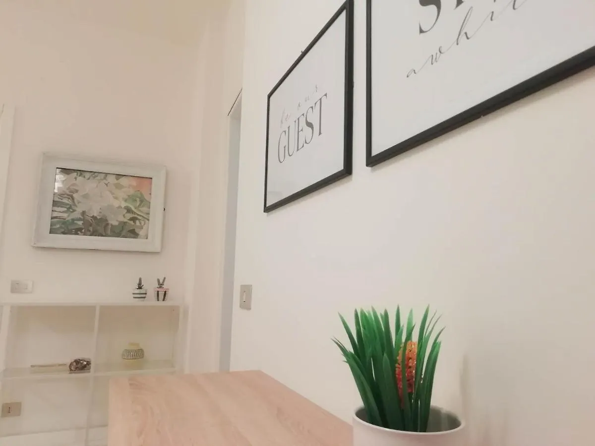 MistrangeloHome 3 - Appartamento in Pieno Centro Savona
