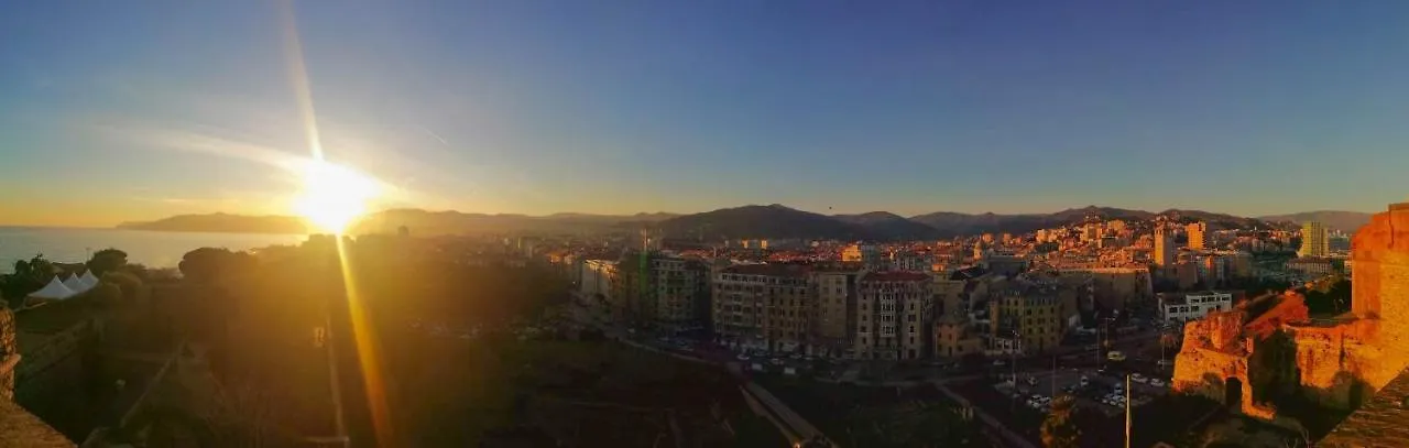 MistrangeloHome 3 - Appartamento in Pieno Centro Savona